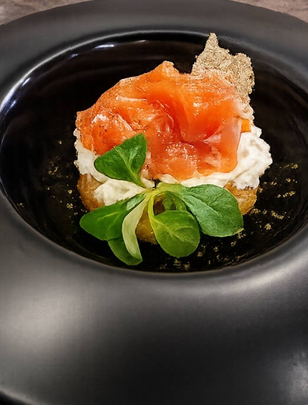 La Poterne Du Pic - restaurant SAINT-MARTIN-DE-LONDRES